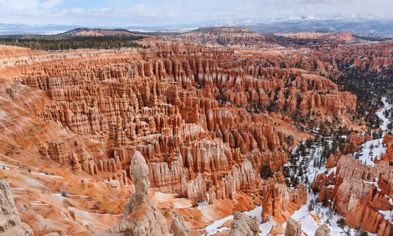 Khám phá vẻ đẹp ngỡ không có trên trần gian của công viên quốc gia Bryce Canyon (Mỹ)