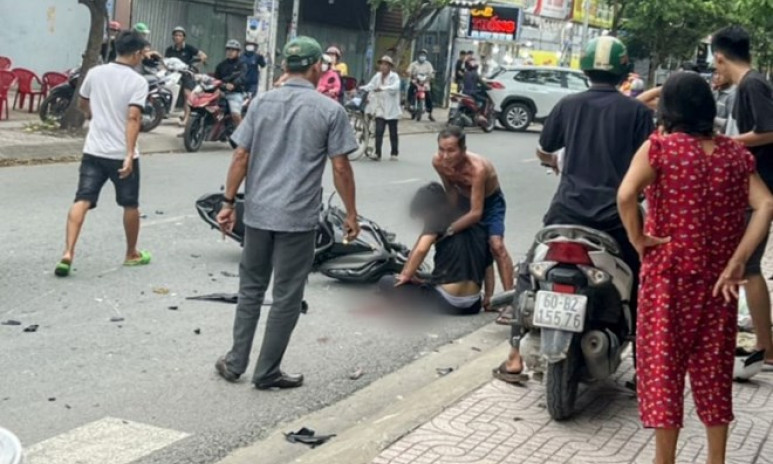 Va chạm xe máy liên hoàn, một nam thanh niên tử vong tại chỗ