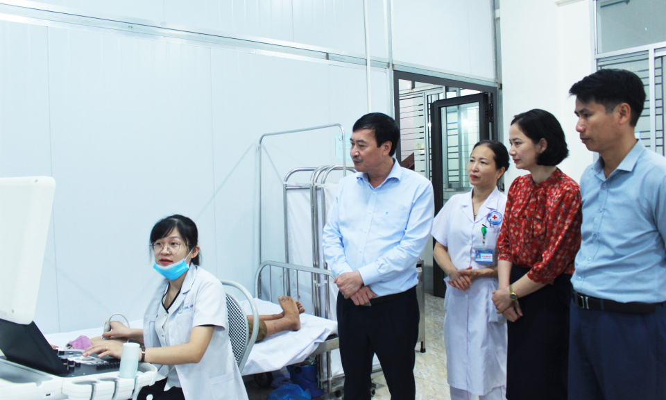 Bệnh viện Sản nhi tỉnh Quảng Ninh khám sàng lọc miễn phí bệnh tim bẩm sinh cho trẻ tại Vân Đồn