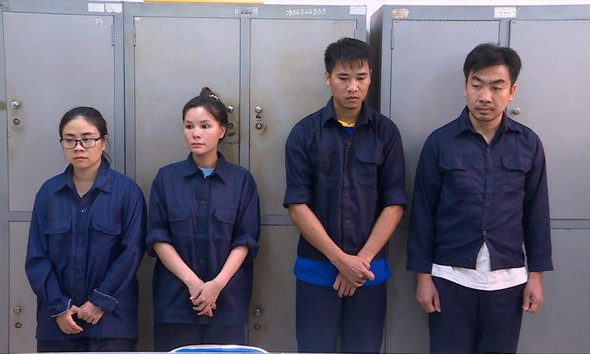 Triệt phá đường dây buôn lậu có nhân viên hải quan 'bảo kê'