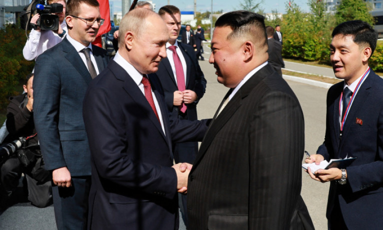 Ông Putin gặp ông Kim Jong-un