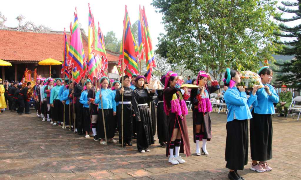 Developing community-based tourism in Binh Lieu