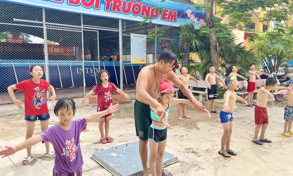 TX Quảng Yên - Hiệu quả đề án dạy bơi và kỹ năng phòng, chống đuối nước cho học sinh