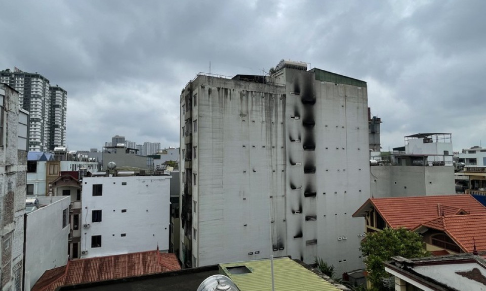 Party leader sends sympathies to victims of mini apartment fire