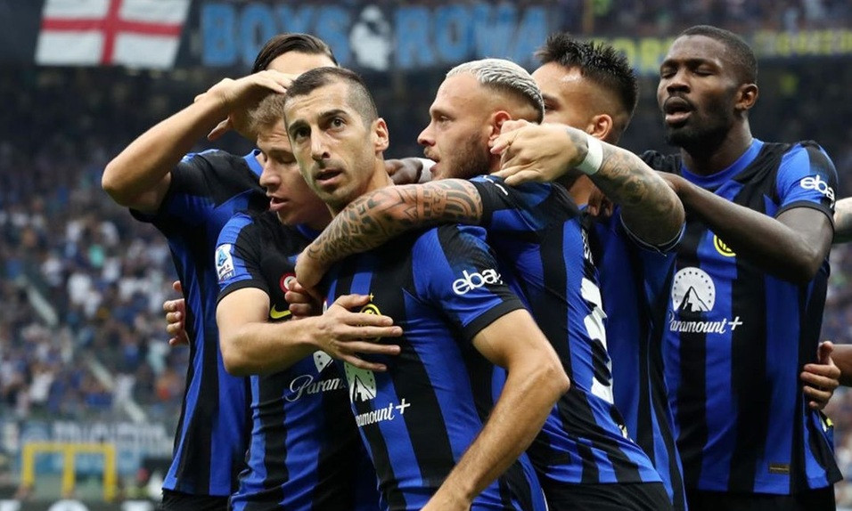"Hủy diệt tan nát" AC Milan, Inter Milan làm nên lịch sử