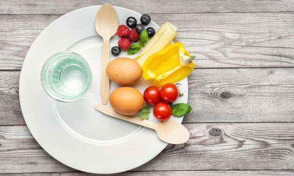 Nhịn ăn gián đoạn làm tăng nguy cơ mắc sỏi túi mật