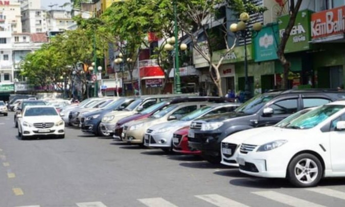 Vì sao đỗ xe nên quay đầu ra ngoài?