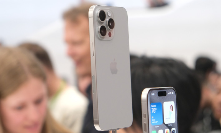 Bốn mẫu iPhone 15 đều nâng cấp dung lượng pin