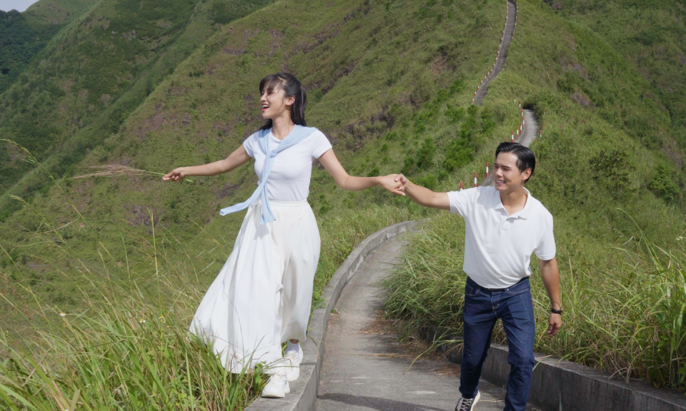 Quảng Ninh qua cảm nhận của hai diễn viên chính phim "Bình minh đang lên"
