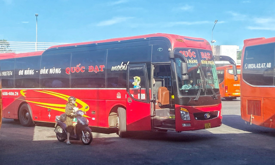 Xe chạy quá tốc độ 100 lần chưa chịu nộp phù hiệu, tháng sau vi phạm thêm 100 lần nữa