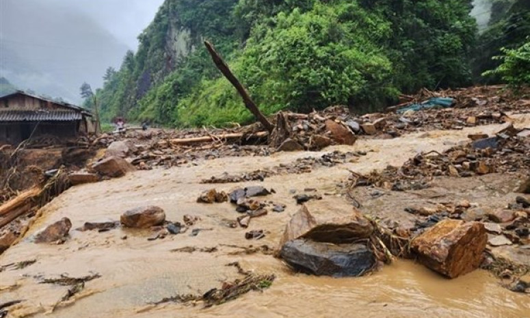 Phía Đông Bắc Bộ có mây, ngày nắng