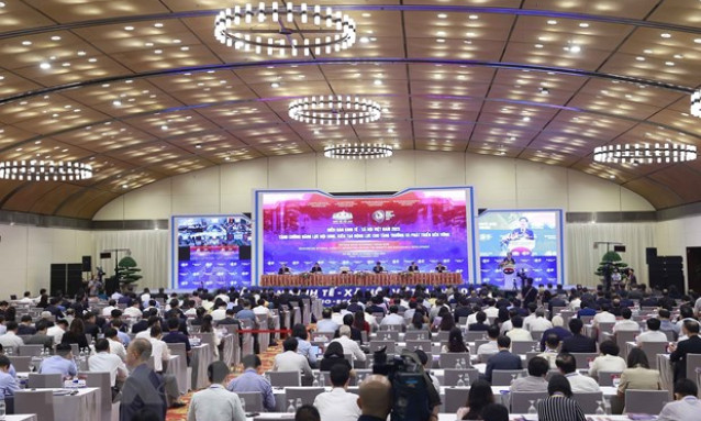 Diễn đàn Kinh tế-Xã hội Việt Nam 2023: Tìm đáp án cho 3 câu hỏi lớn