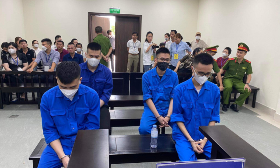 Cưỡng đoạt ôtô của bạn cùng "nhóm" bất động sản, 4 bị cáo lĩnh hơn 32 năm tù