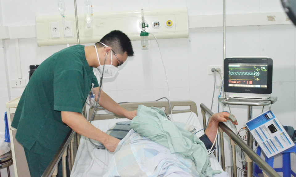 Cảnh báo dịch sốt xuất huyết, bệnh bạch hầu