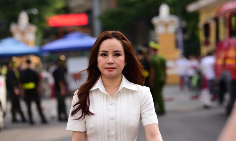 Ca sĩ Vy Oanh, Đàm Vĩnh Hưng tới phiên tòa xét xử bà Nguyễn Phương Hằng