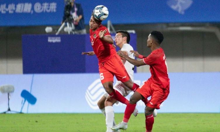 Indonesia qua vòng bảng Asiad 19 dù thua Triều Tiên