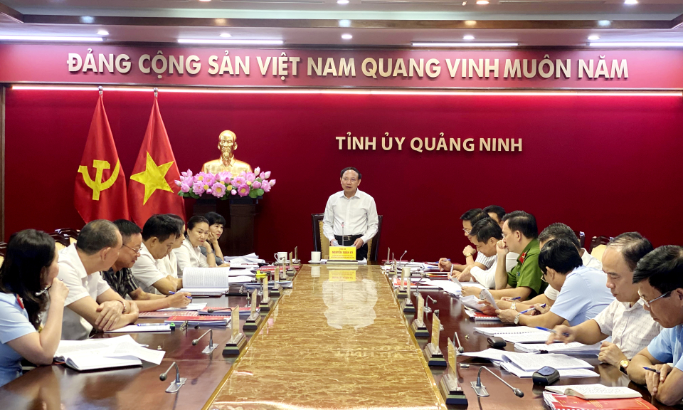 Giao ban Thường trực Tỉnh ủy