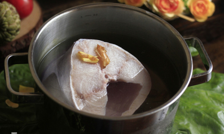 Mẹo rã đông cá cấp tốc