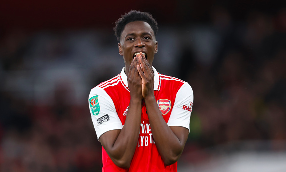 Cầu thủ Arsenal chấn thương nặng, HLV kêu trời
