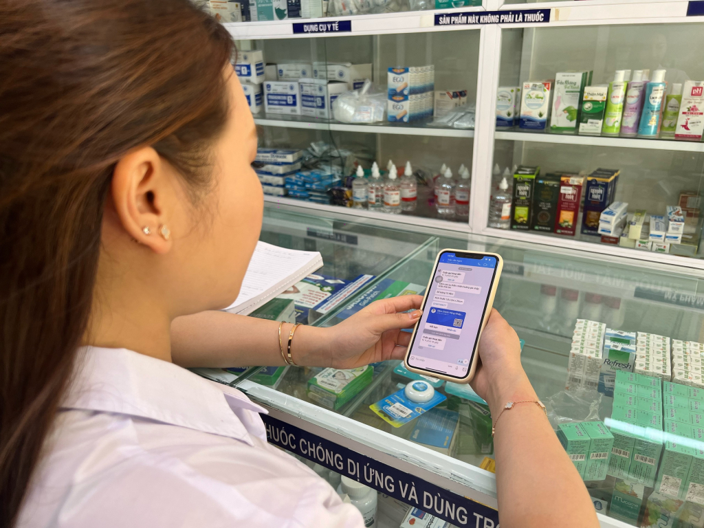 Các đối tượng kết bạn Zalo để trò chuyện và trao đổi thông tin. 