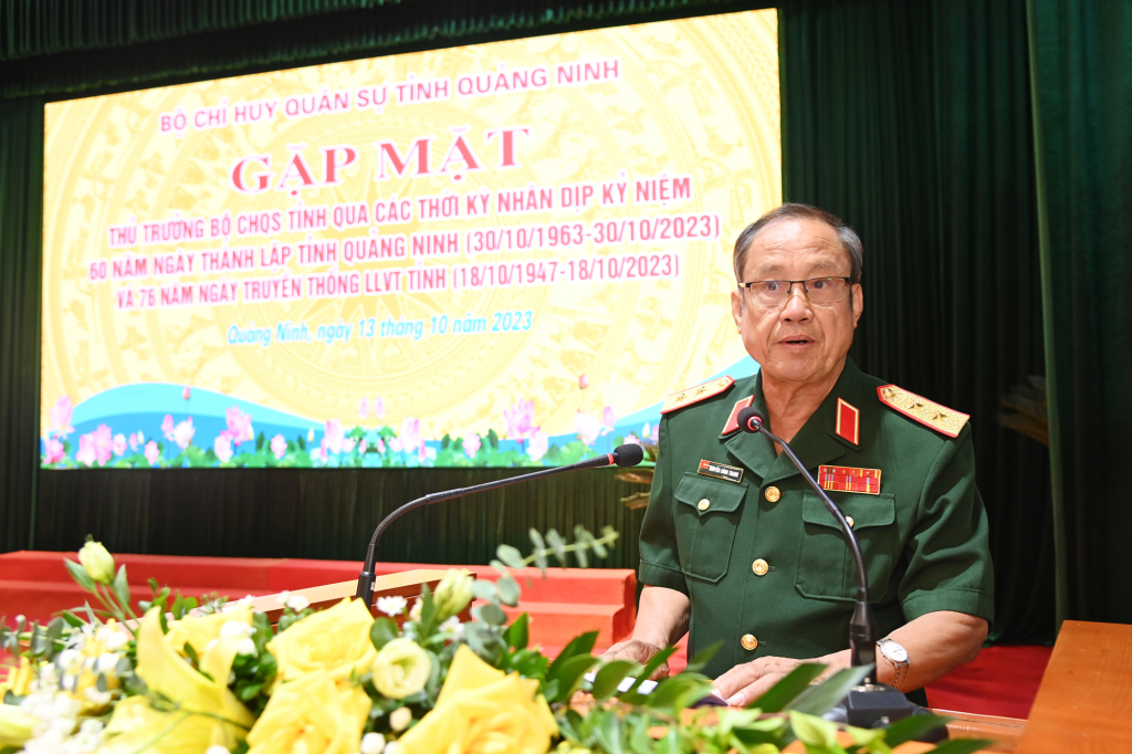 Trung tướng Nguyễn công Tranh, Nguyên Chính ủy Tổng cục Hậu Cần, Nguyên Chỉ huy trưởng Bộ CHQS tỉnh Quảng Ninh phát biểu tại buổi gặp mặt.