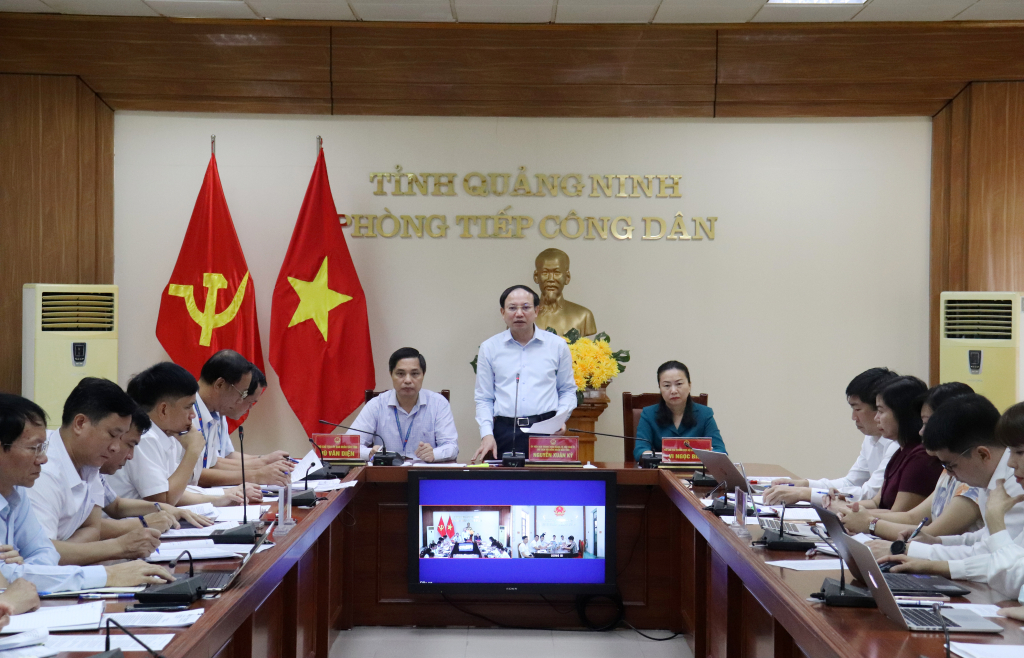 Đồng chí Nguyễn Xuân Ký, Ủy viên Trung ương Đảng, Bí thư Tỉnh ủy, Chủ tịch HĐND tỉnh tiếp công dân thường kỳ tháng 10/2023.