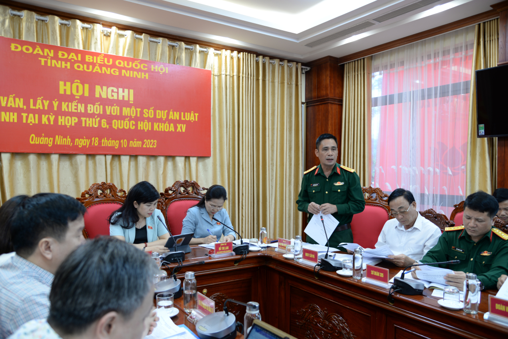 Lãnh đạo Bộ Chỉ huy Quân sự tỉnh tham gia ý kiến vào các dự án Luật.
