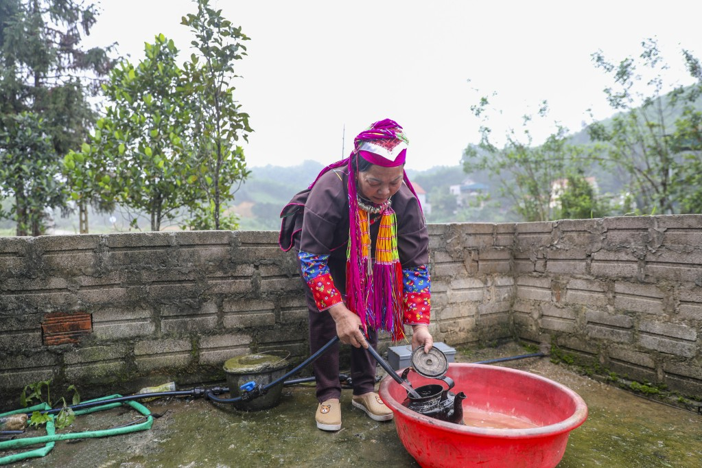 Hệ thống nước sạch phục vụ sinh hoạt cũng được các địa phương đầu tư, góp phần nâng cao chất lượng cuộc sống nhân dân. 