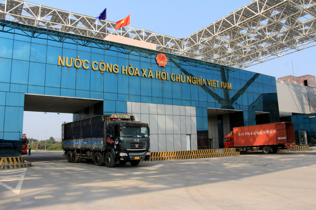 Hoạt động XNK tại cửa khẩu Hoành Mô (Bình Liêu).