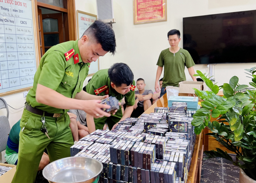 Lượng lớn thuốc lá chill tẩm ma túy được Công an TP Hạ Long phát hiện, thu giữ trong chuyên án gần đây.