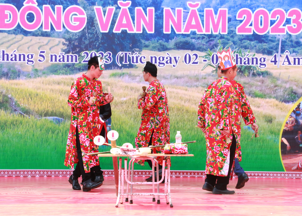 Tái hiện nghi lễ cấp sắc của đồng bào dân tộc Dao Thanh Phán.
