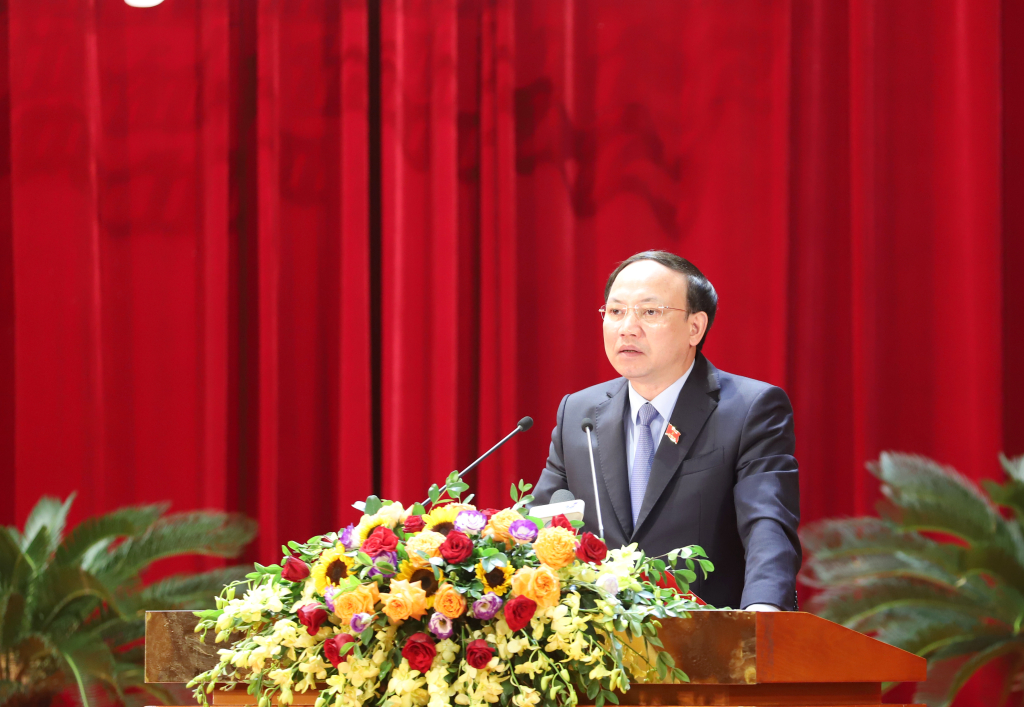 Đồng chí Nguyễn Xuân Ký, Ủy viên Trung ương Đảng, Bí thư Tỉnh ủy, Chủ tịch HĐND tỉnh, phát biểu bế mạc kỳ họp.