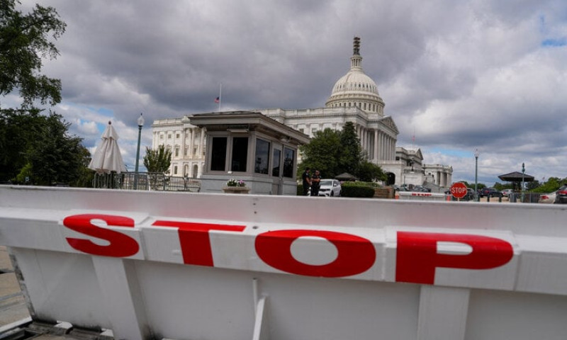 Quốc hội Mỹ thông qua dự luật tạm thời ngăn chặn việc Chính phủ đóng cửa