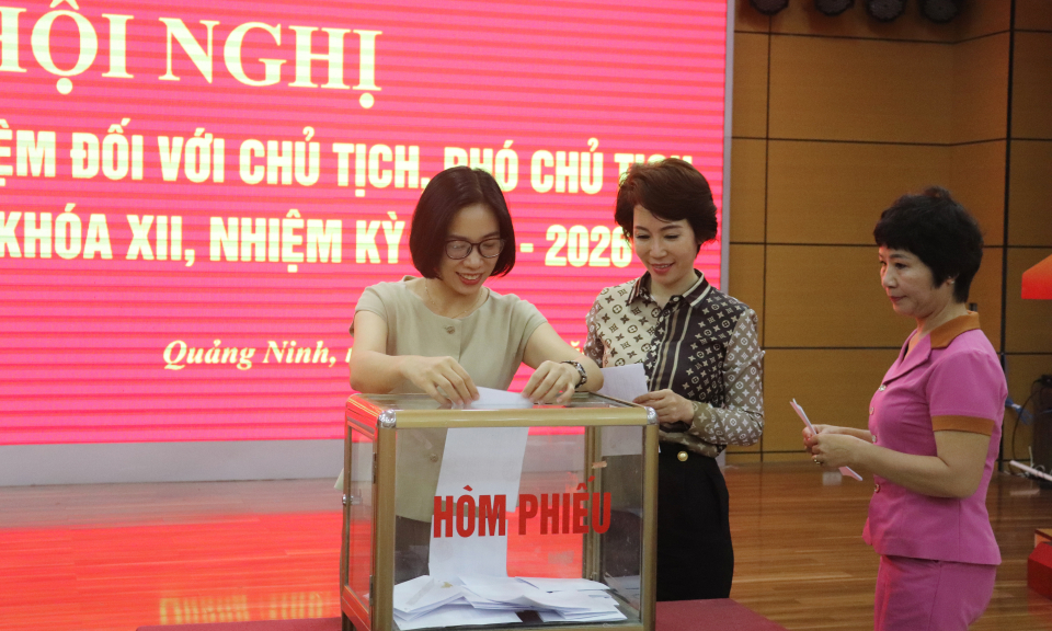 Lấy phiếu tín nhiệm: “Thước đo” công tác cán bộ