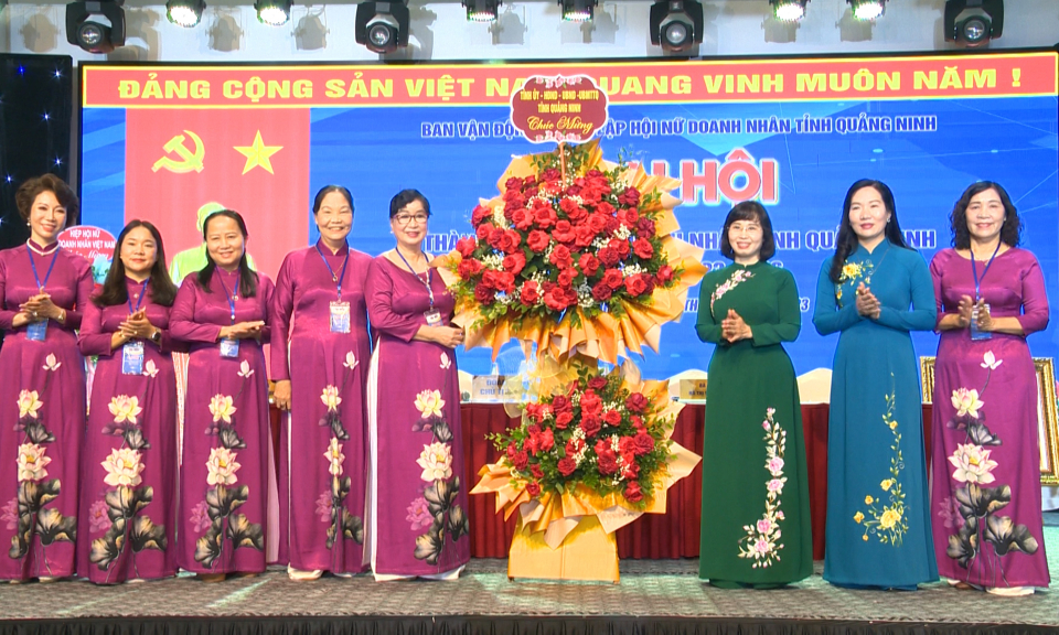 Bà Nguyễn Thị Bình giữ chức Chủ tịch Hội Nữ doanh nhân tỉnh Quảng Ninh khóa I