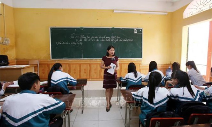 Mức lương của giáo viên trung học phổ thông hạng 2