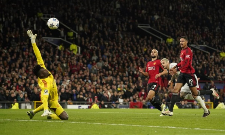 Man Utd thua dù Hojlund lập cú đúp ở Champions League
