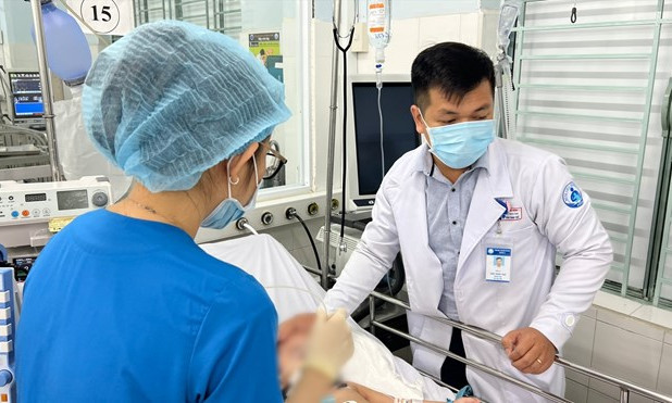 Các chuyên gia khuyến cáo từ vụ 50 người ngộ độc sau tiệc Trung thu