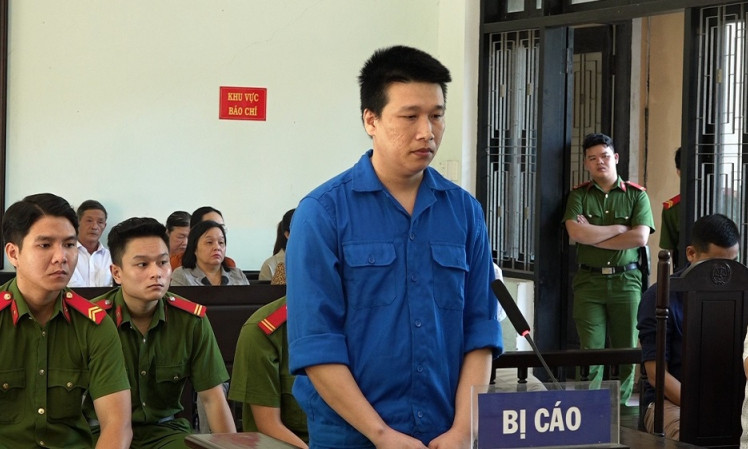 Chiếm đoạt tiền của công ty, nhân viên kinh doanh lĩnh án 21 năm tù