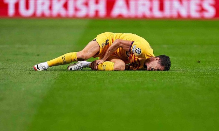 Bóng ma chấn thương vây lấy Barca