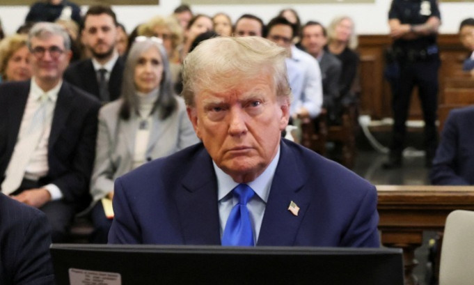 Ông Trump rời top 400 người giàu nhất Mỹ
