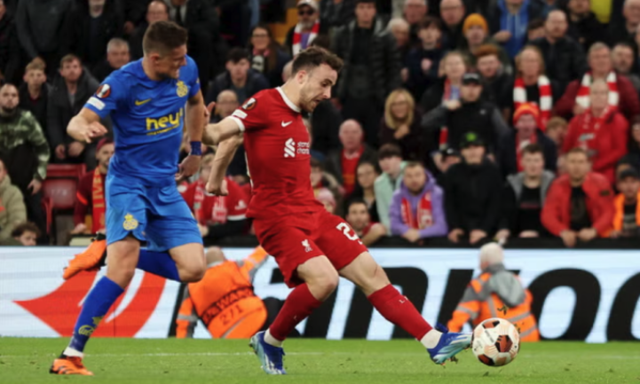Liverpool thắng nhọc tại Europa League