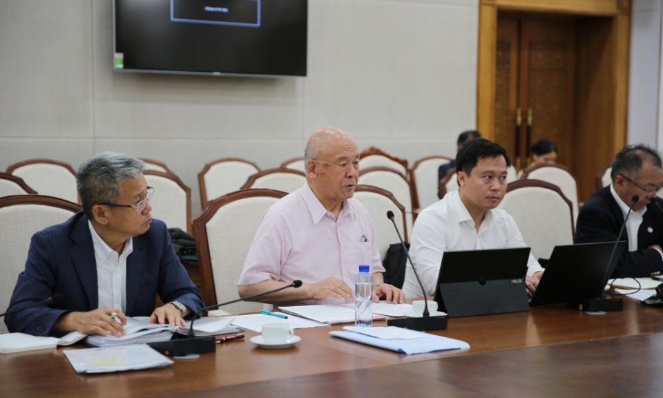 广宁省人民委员会会见越日友好议员联盟特别顾问
