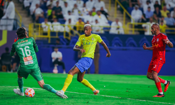 Al Nassr mất điểm khi Ronaldo đứt mạch ghi bàn