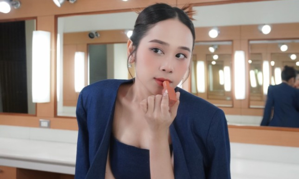 Cô gái dẫn chung kết Đường lên đỉnh Olympia cùng hot girl 7 thứ tiếng Khánh Vy