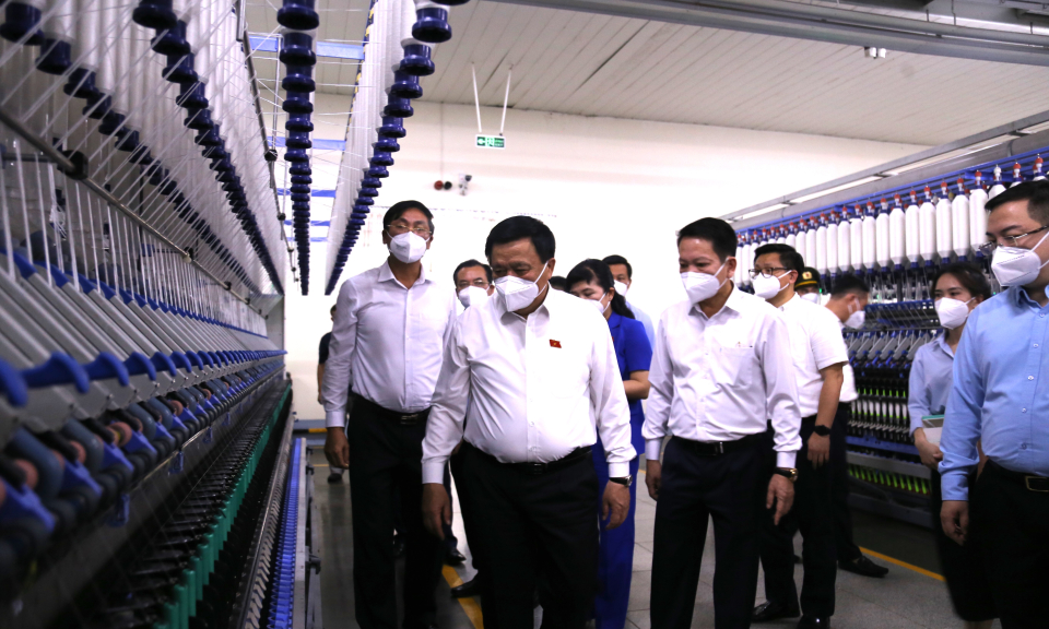 Đại biểu Quốc hội tỉnh Quảng Ninh thăm và làm việc tại KCN cảng biển Hải Hà