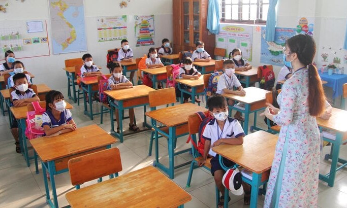 Liên tiếp các vụ lạm thu đầu năm học mới, Bộ GD&ĐT chỉ đạo khẩn