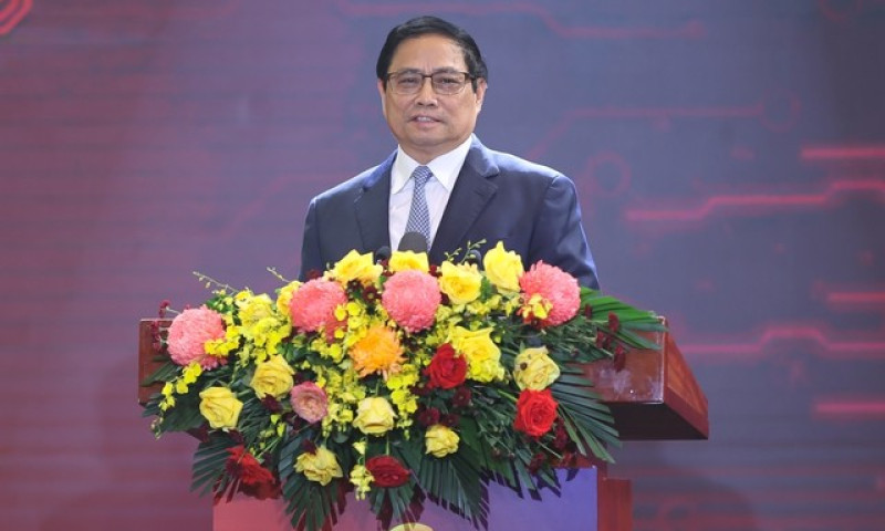 Vietnam aims to achieve dual target in digital transformation: PM 