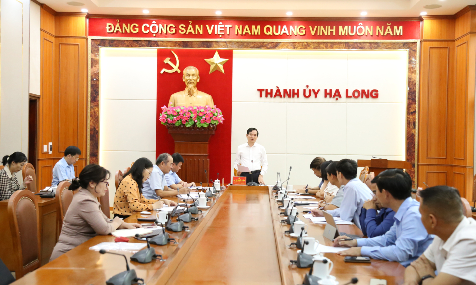 TP Hạ Long làm việc với một số trường ngoài công lập trên địa bàn