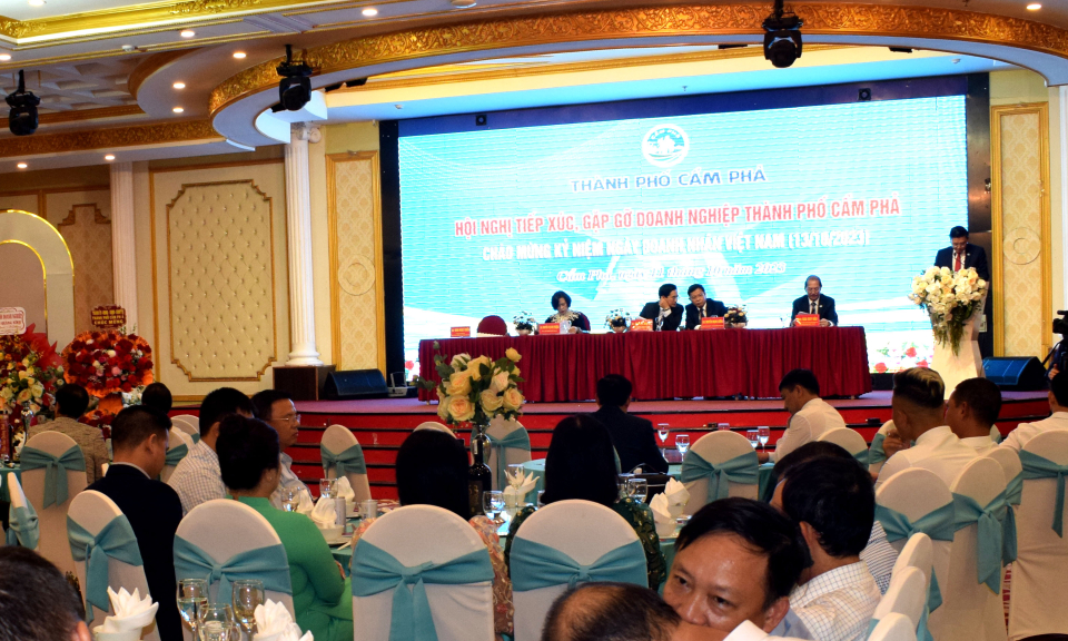 TP Cẩm Phả tiếp xúc, gặp gỡ doanh nghiệp 